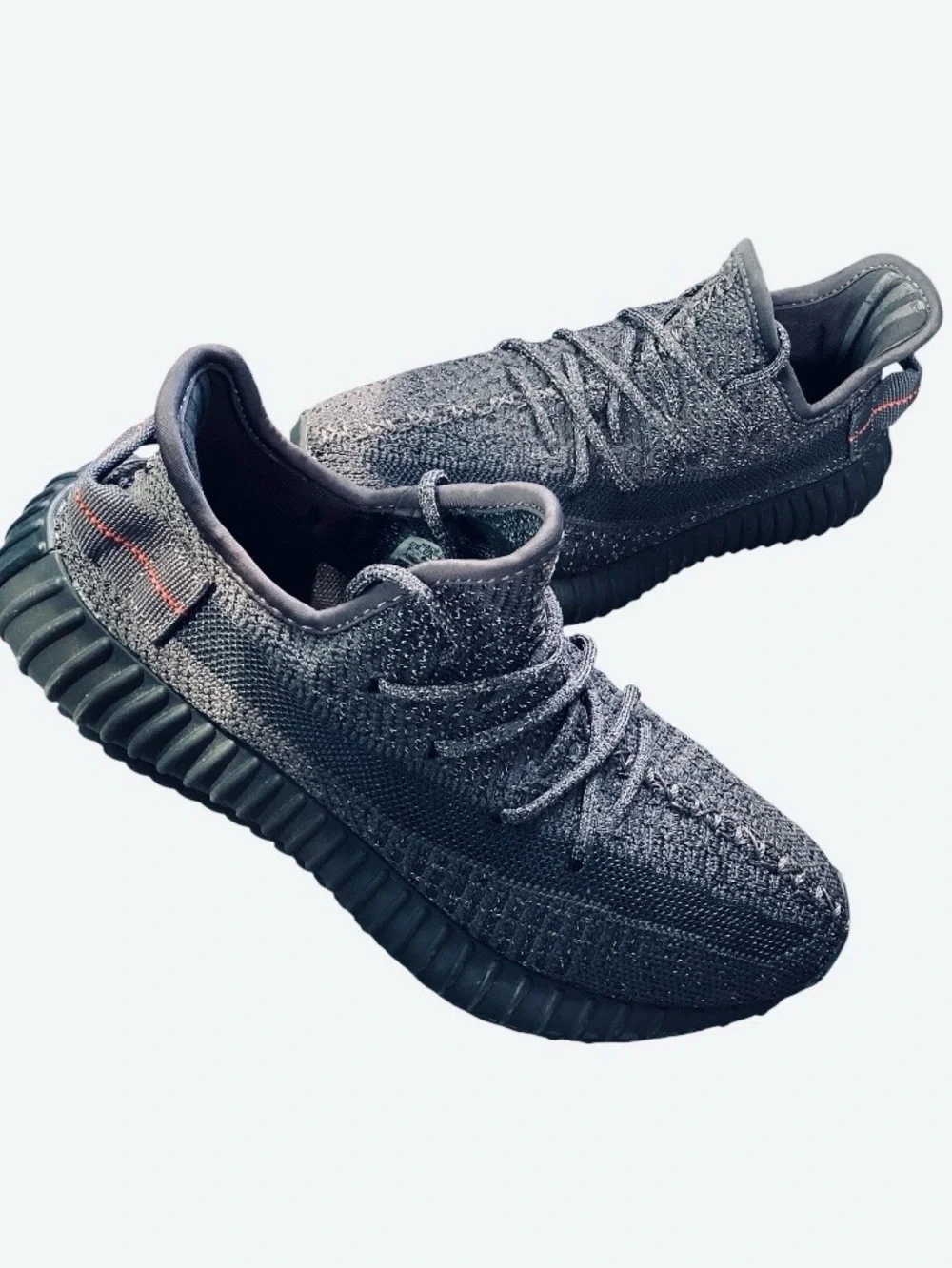 Yeezy Boost 350 V2 black reflective sneakers size 7.5